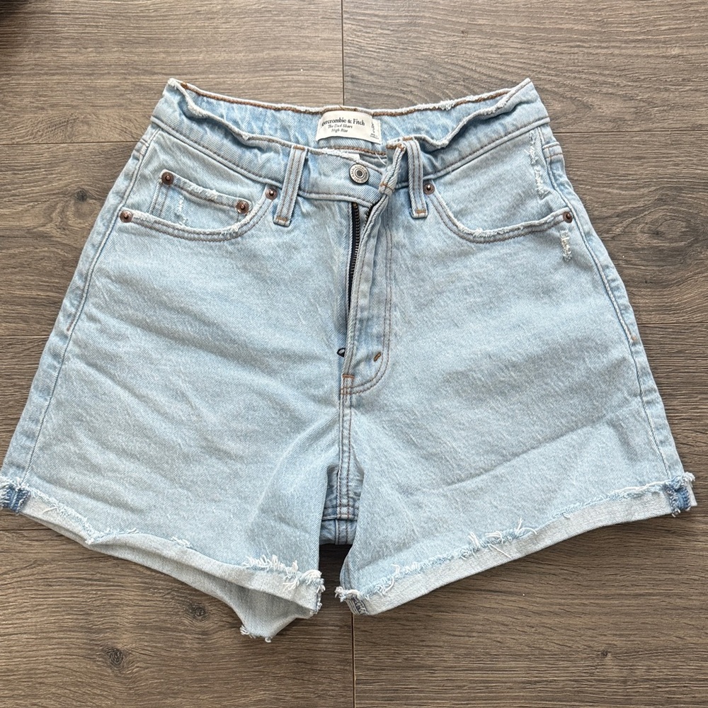 Abercrombie High-Rise Dad Short